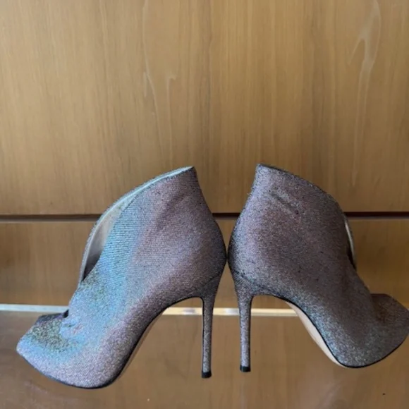 Virtually New Gianvito Rossi Iridescent Silver Peep Toe Booties - Size 37 - Picture 3 of 7